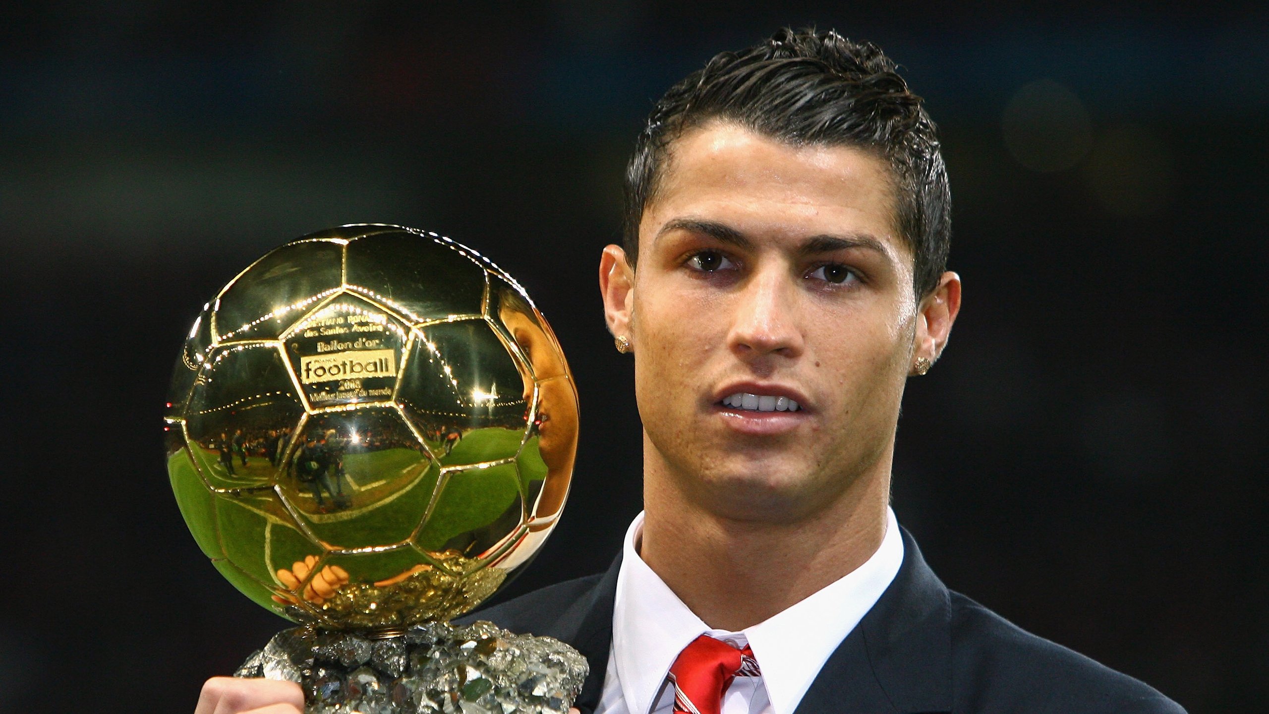 曼联超新星或将租借加盟那不勒斯,新赛季曼联赞助商